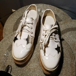 Womens shoes